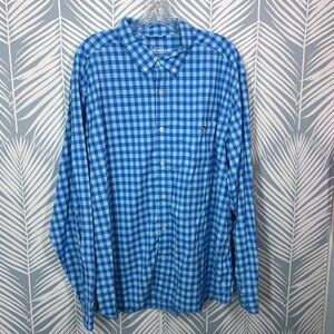 Vineyard Vines on the go performance button down